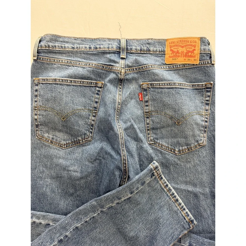 Levi's 505 Jeans Mens 36x30 Blue Medium Wash Regular Straight Denim Pants Casual